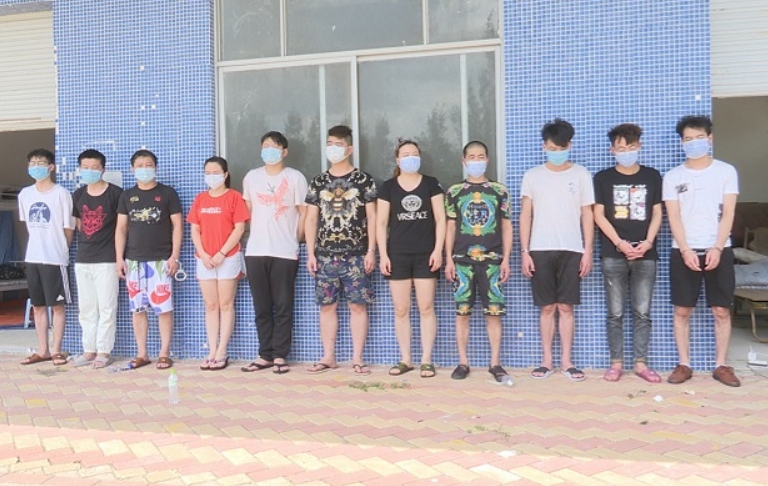 10 Chinese illegally enter Vietnam for gambling